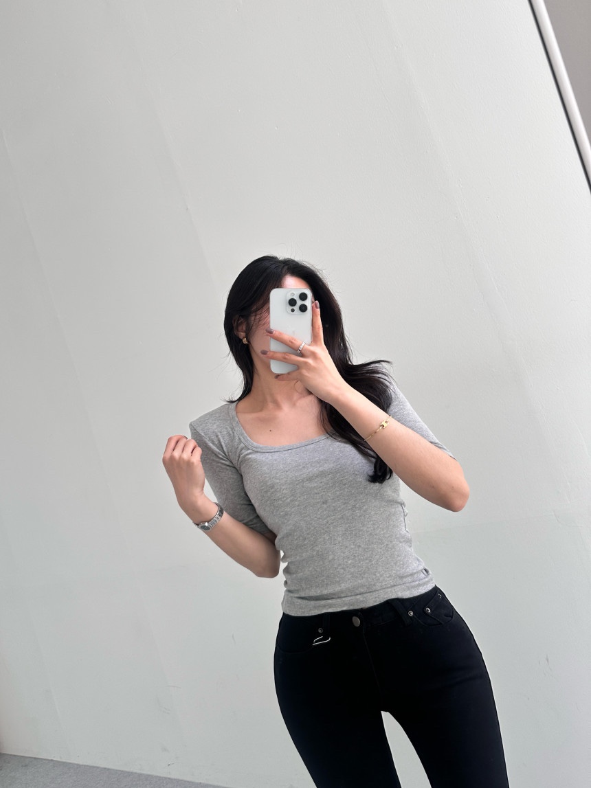 LIGHT AND SALT韓國東大門直郵女士新品休閑職業人氣T恤LIGHT AND SALTT恤