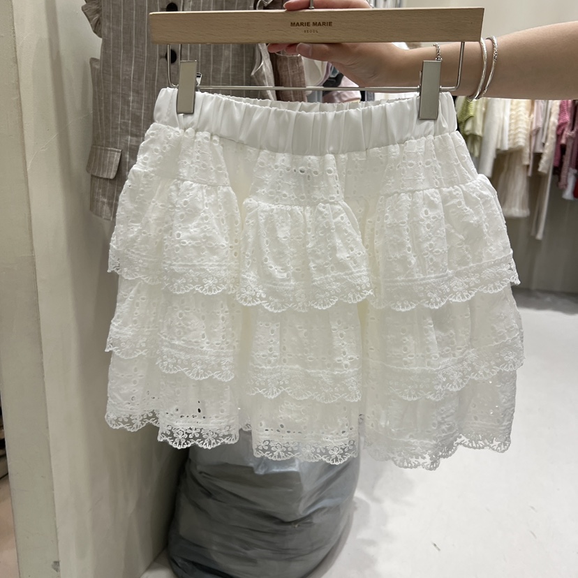 MARIE MARIE韓國代購女士新品熱賣26春夏人氣短裙刺繡鏤空MARIE MARIE短裙