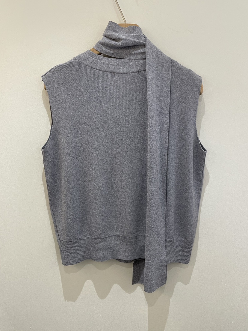 OBSESS韓國直郵女士新品26春夏熱賣時尚職業推薦馬甲含圍巾OBSESS/EARLY BIRD馬甲