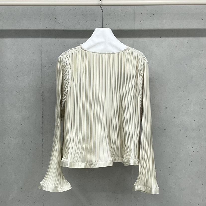 HELDER-P韓國東大門直郵女裝新款人氣襯衫蕾絲衫褶裥開衫HELDER襯衫/蕾絲衫