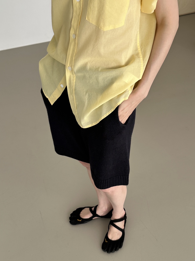 JEONG GAM STUDIOS韓國東大門代購女裝新款職業襯衫蕾絲衫JEONG GAM STUDIOS襯衫/蕾絲衫