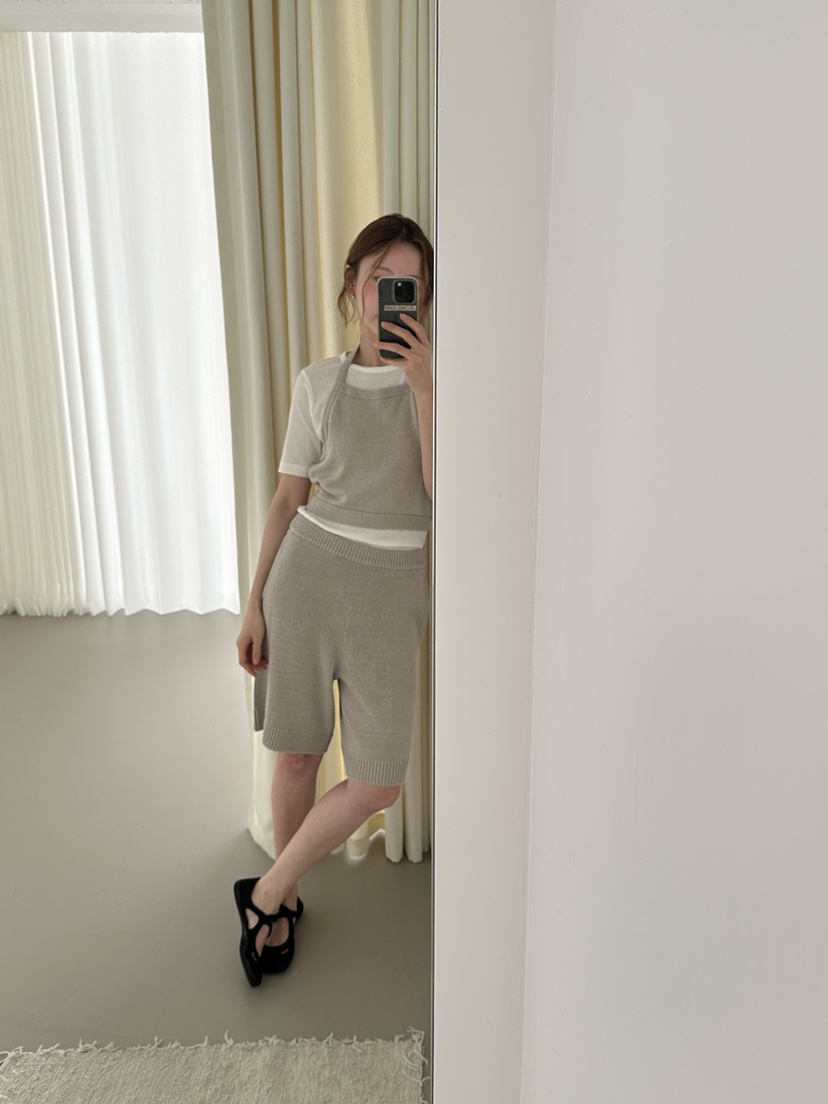 JEONG GAM STUDIOS韓國代購女裝新款26春夏熱賣職業針織衫JEONG GAM STUDIOS針織衫