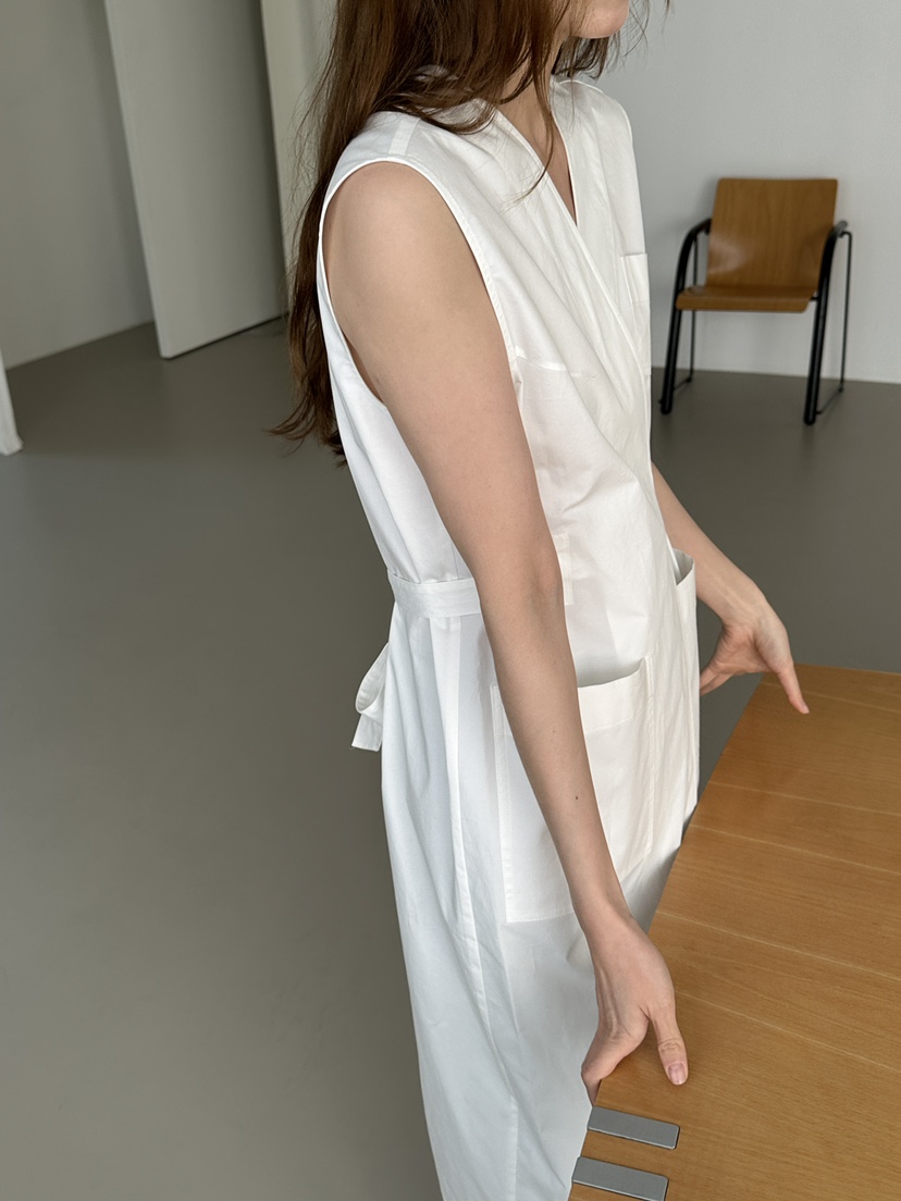 JEONG GAM STUDIOS韓國東大門直郵女裝新款休閑推薦連衣裙JEONG GAM STUDIOS連衣裙