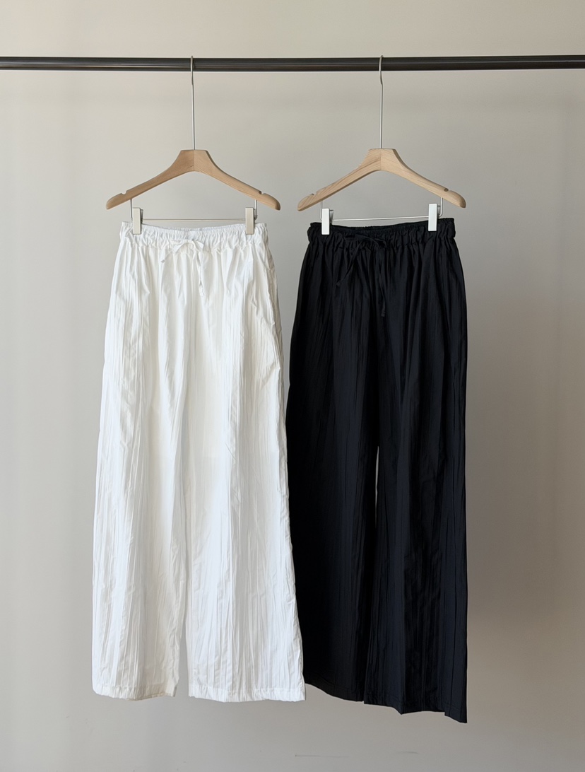 AMY GRACE-A韓國東大門直郵女士新款人氣休閑休閑褲褶皺AMY GRACE-A休閑褲