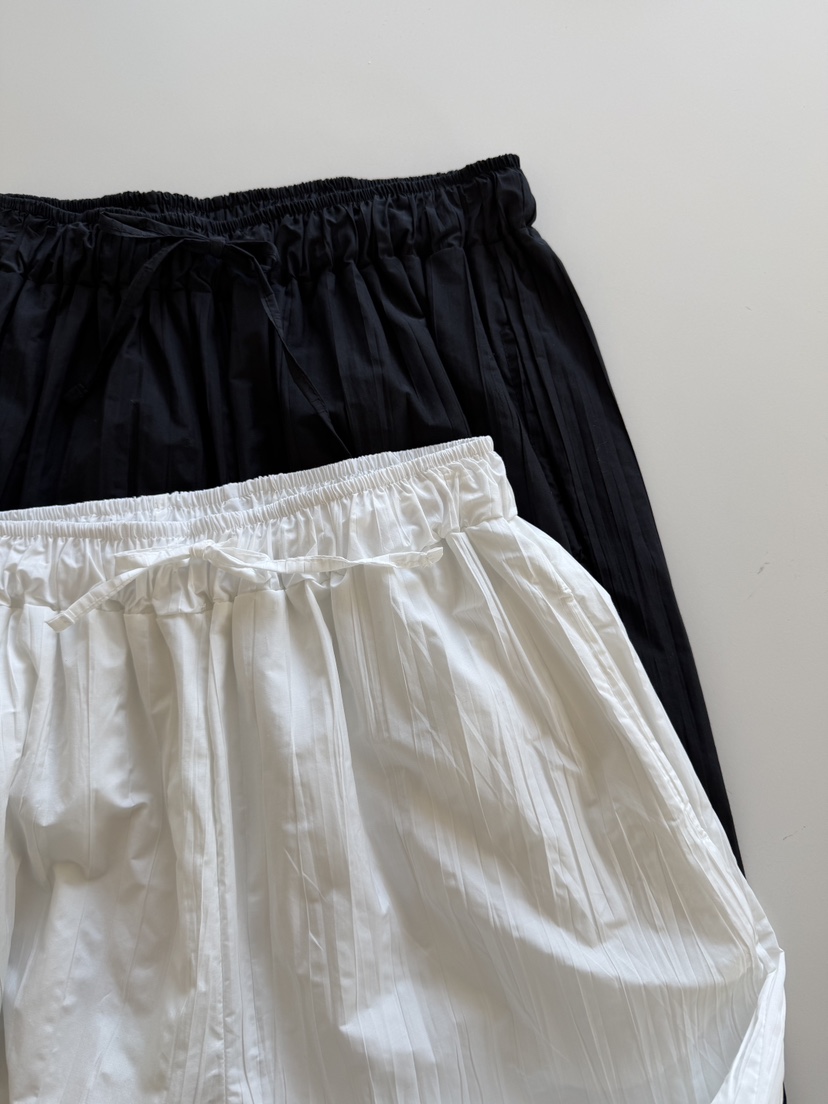 AMY GRACE-A韓國東大門直郵女士新款人氣休閑休閑褲褶皺AMY GRACE-A休閑褲