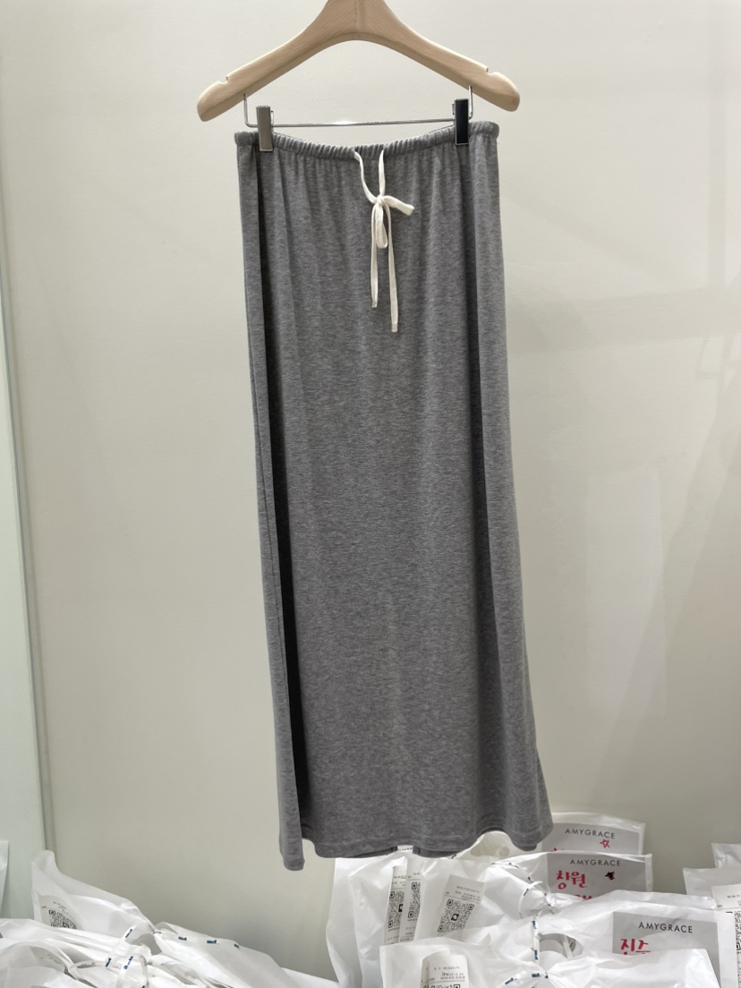 AMY GRACE-A韓國代購女士新款熱賣時尚人氣職業長裙人造絲AMY GRACE-A長裙圖色2