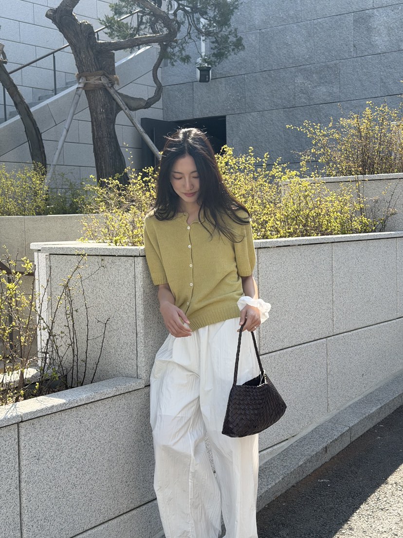 AMY GRACE-A韓國直郵實拍女裝新品休閑職業推薦26春夏針織衫AMY GRACE-A針織衫