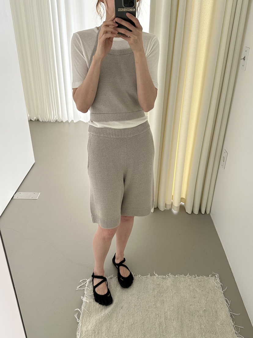 JEONG GAM STUDIOS韓國東大門直郵女士新品人氣職業短褲JEONG GAM STUDIOS短褲