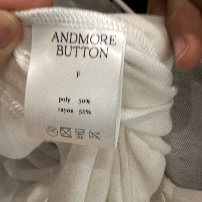 ANDMORE BUTTON韓國東大門直郵女士新款熱賣套裝套裝開衫ANDMORE BUTTON套裝
