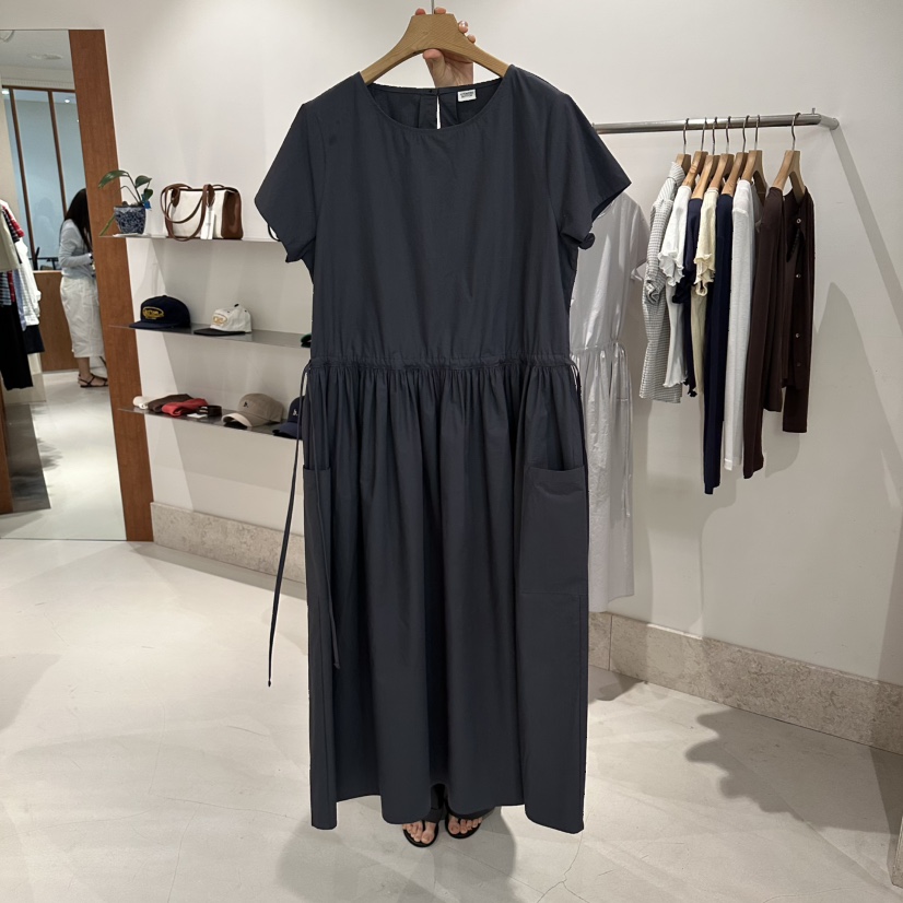 ANDMORE BUTTON韓國代購女士新品休閑人氣時尚連衣裙褶皺ANDMORE BUTTON連衣裙圖色2