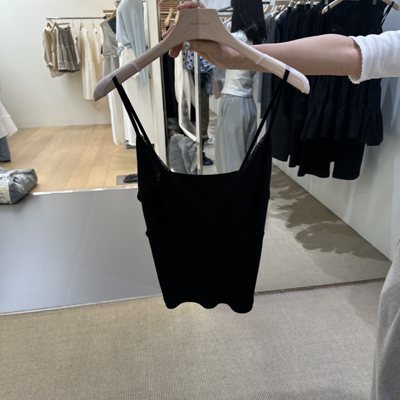 VEGETABLE韓國直郵實拍女士新品26春夏時尚職業熱賣吊帶背心VEGETABLE吊帶/背心圖色2