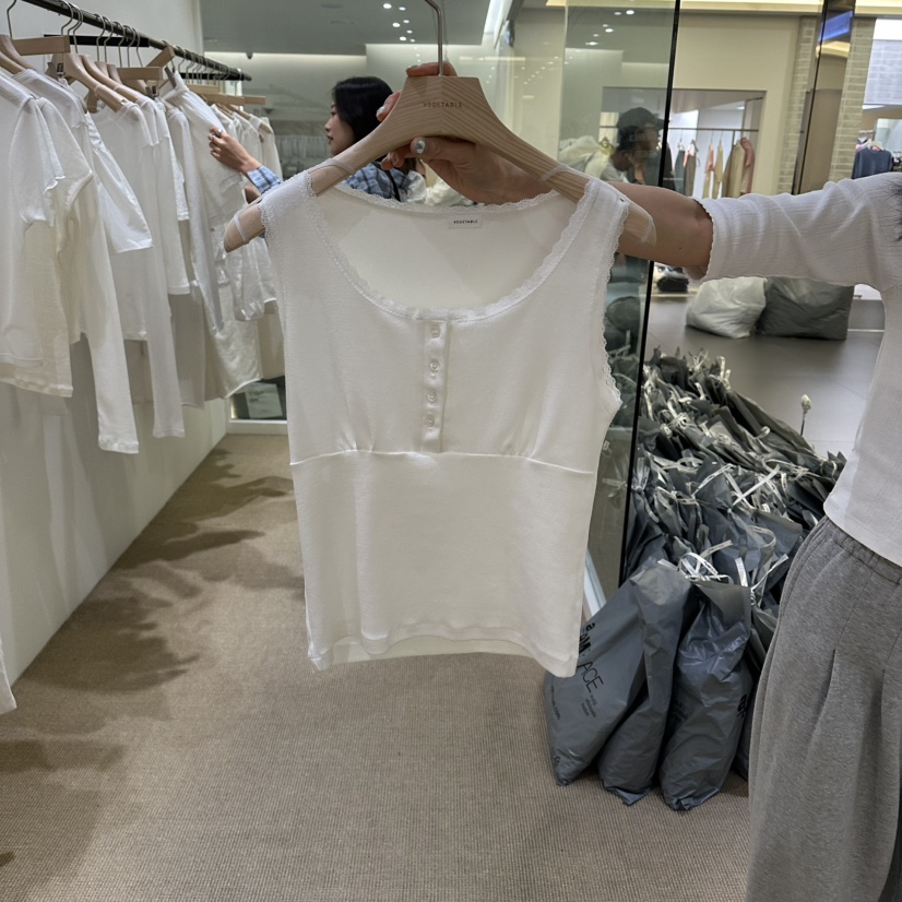 VEGETABLE韓國直郵女裝新品休閑推薦職業人氣吊帶背心蕾絲VEGETABLE吊帶/背心圖色1