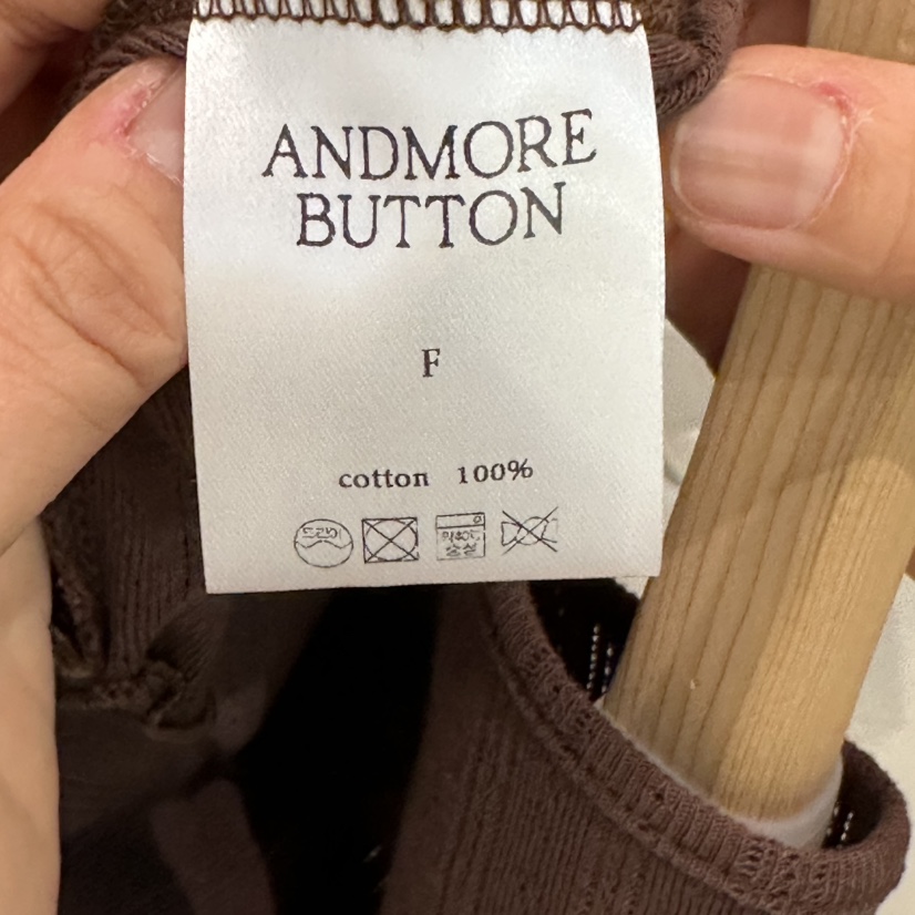 ANDMORE BUTTON韓國直郵實拍女士新品推薦職業熱賣休閑T恤ANDMORE BUTTONT恤