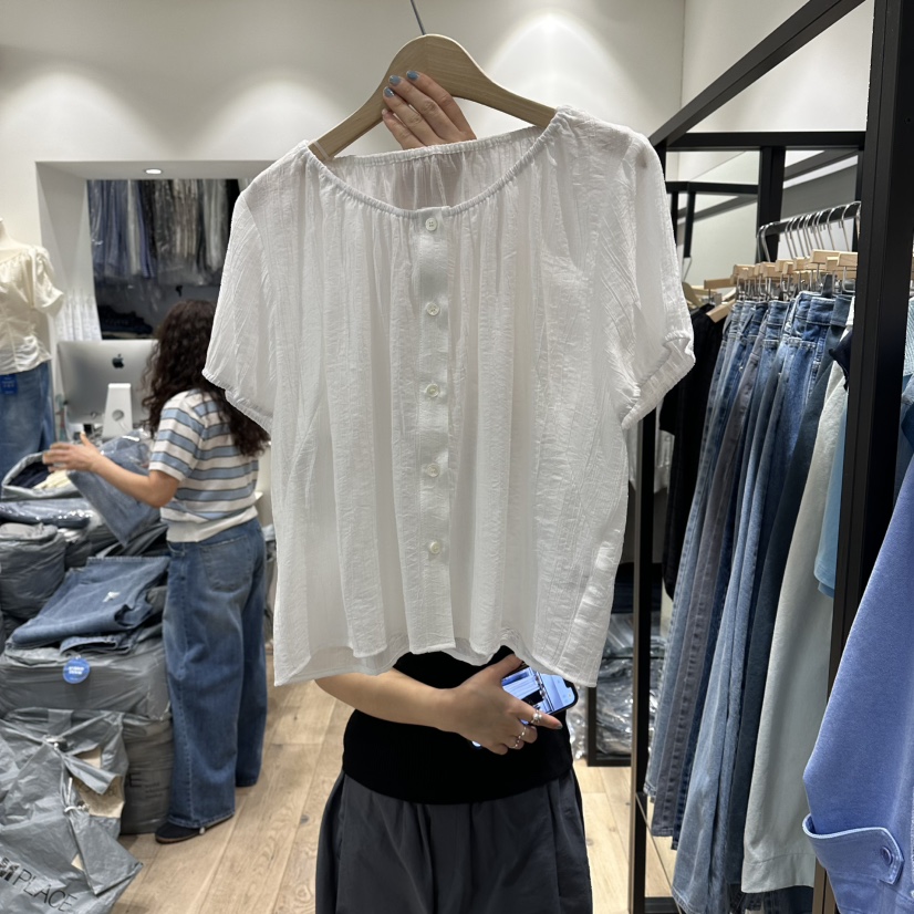 BRUNI/RICOTTA韓國直郵女裝新款時尚推薦襯衫蕾絲衫褶裥BRUNI/RICOTTA襯衫/蕾絲衫圖色1