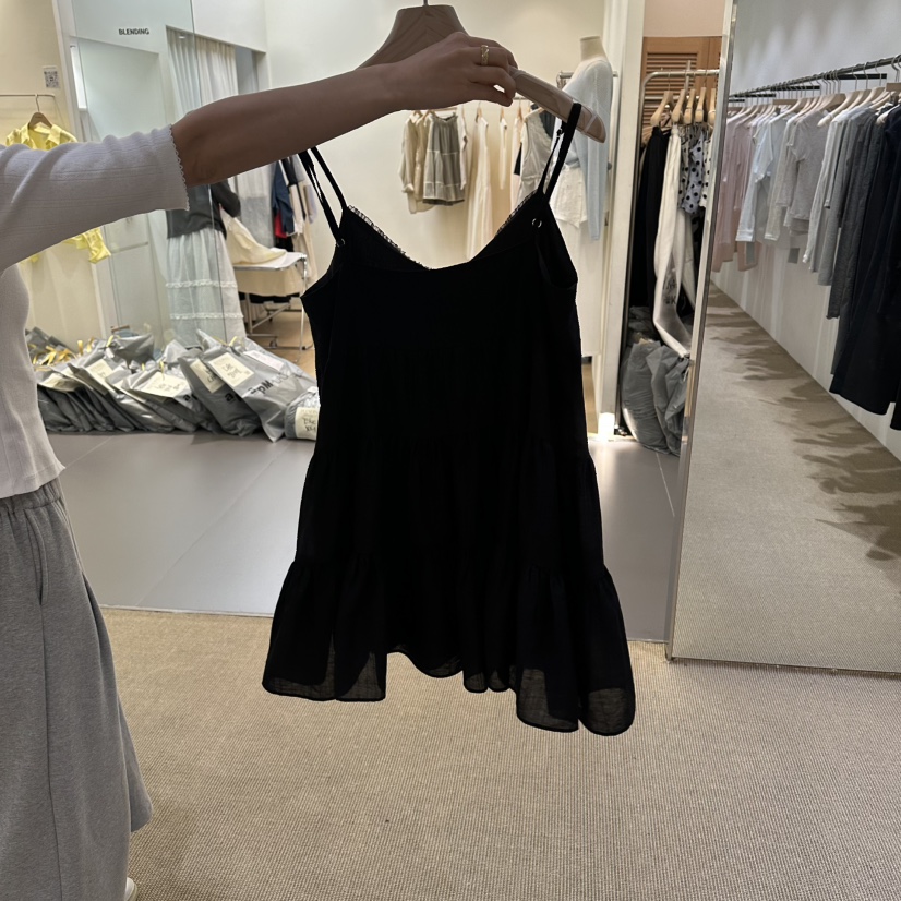 VEGETABLE韓國直郵實拍女裝新品推薦熱賣時尚職業26春夏連衣裙VEGETABLE連衣裙