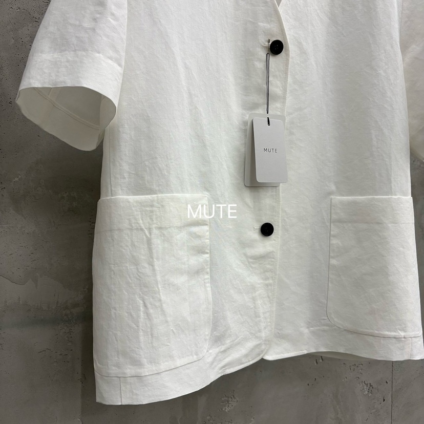 MUTE-P韓國東大門直郵女裝新品休閑推薦人氣時尚熱賣夾克MUTE夾克