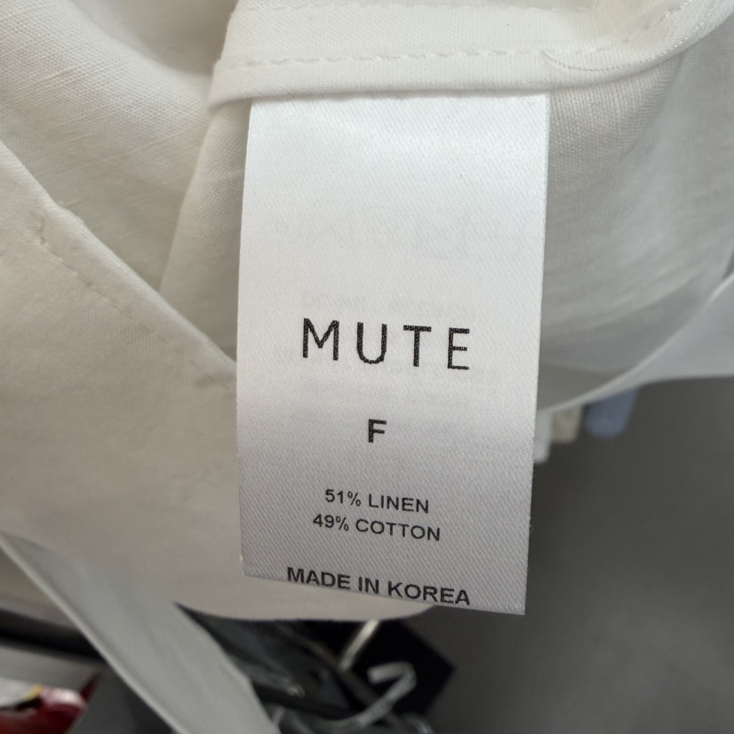 MUTE-P韓國東大門直郵女裝新品休閑推薦人氣時尚熱賣夾克MUTE夾克