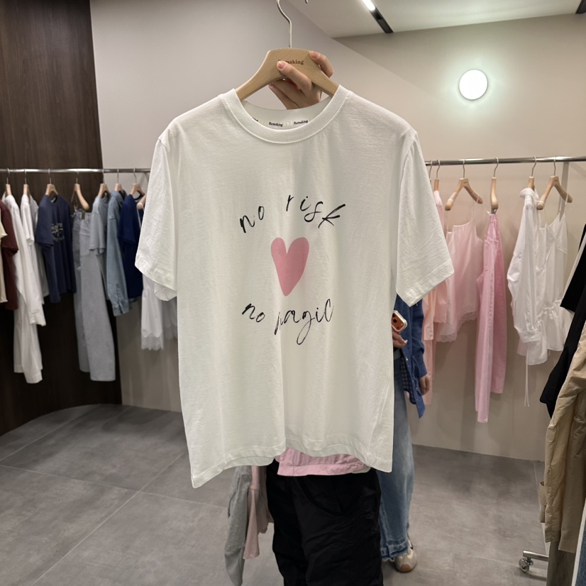 URBANSTORY/REMAKING韓國直郵實拍女裝新款人氣休閑熱賣T恤Remaking/URBANSTORYT恤圖色1