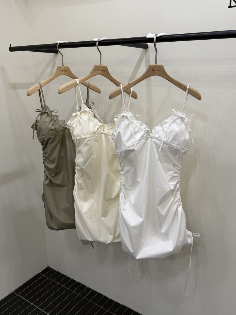 PERSON韓國直郵女裝新款職業熱賣人氣休閑時尚推薦連衣裙PERSON連衣裙