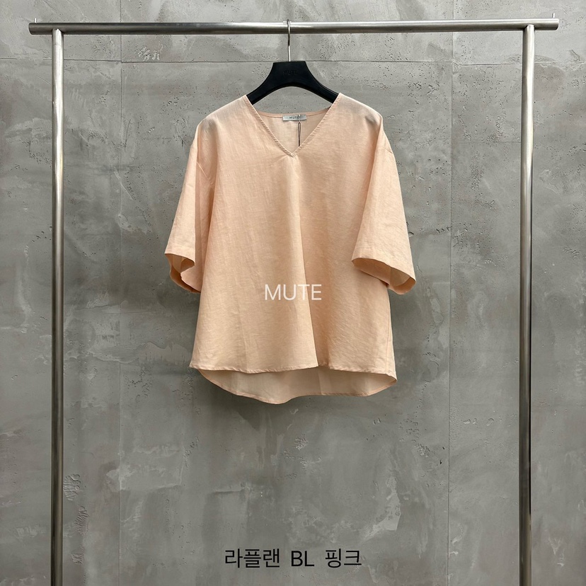 MUTE-P韓國東大門直郵女士新品人氣時尚職業熱賣襯衫蕾絲衫MUTE襯衫/蕾絲衫圖色2