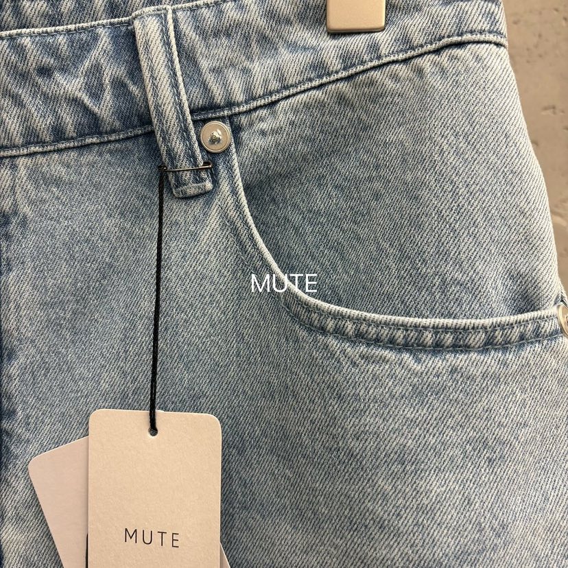 MUTE-P韓國東大門直郵女裝新款熱賣時尚人氣26春夏牛仔褲MUTE牛仔褲
