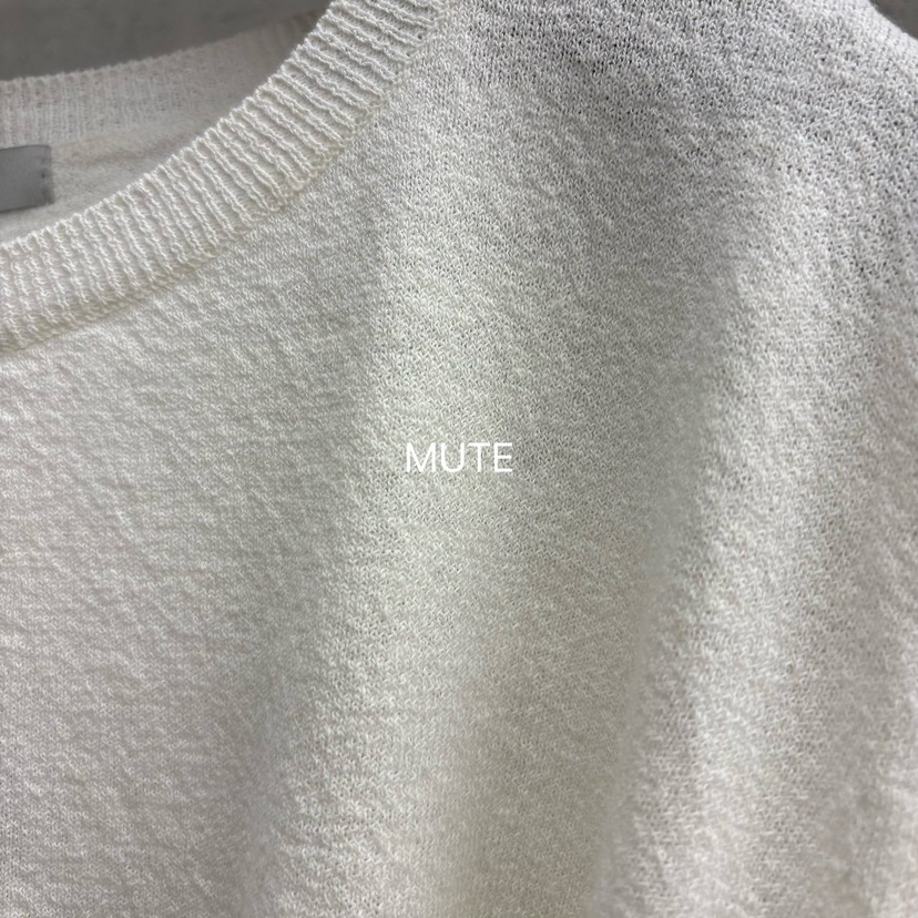 MUTE-P韓國東大門直郵女裝新品職業熱賣人氣推薦T恤含腰繩MUTET恤