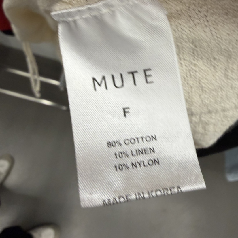 MUTE-P韓國東大門直郵女裝新品職業熱賣人氣推薦T恤含腰繩MUTET恤