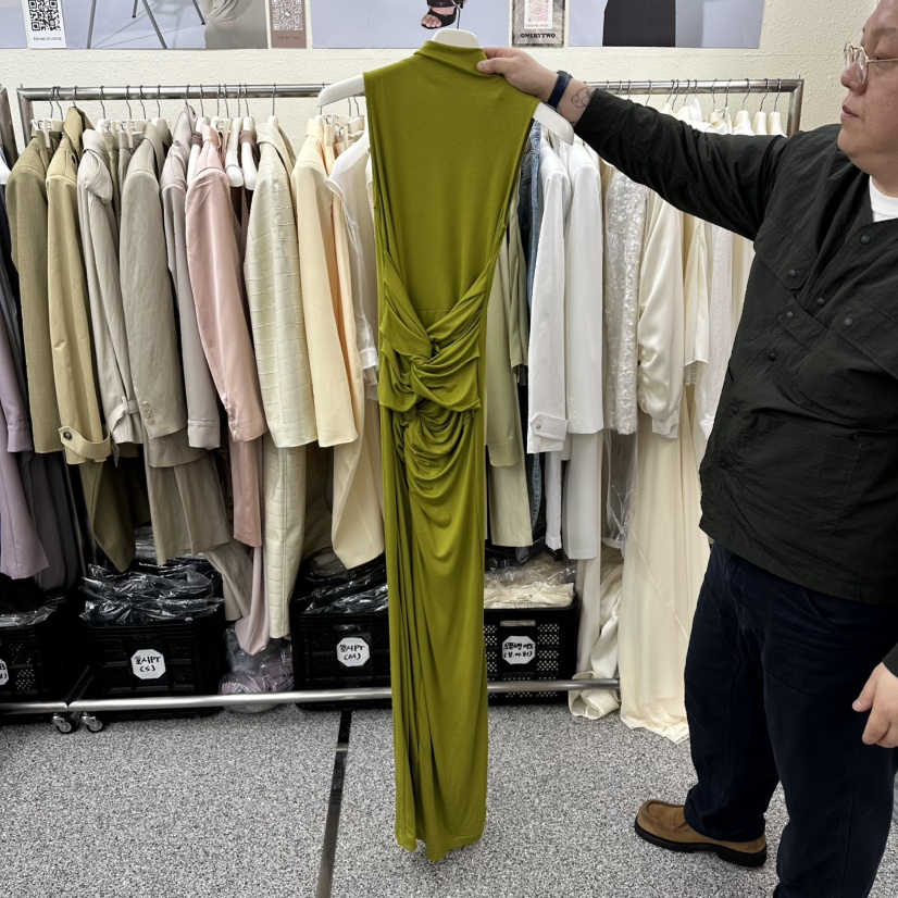 ONEBYTWO韓國東大門直郵女士新品人氣26春夏職業熱賣連衣裙ONE BY TWO連衣裙圖色2