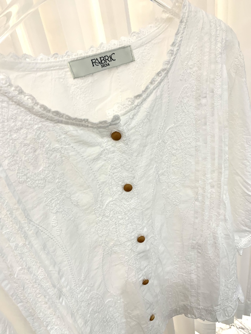 FABRIC韓國東大門直郵女裝新款人氣熱賣休閑時尚襯衫蕾絲衫FABRIC襯衫/蕾絲衫