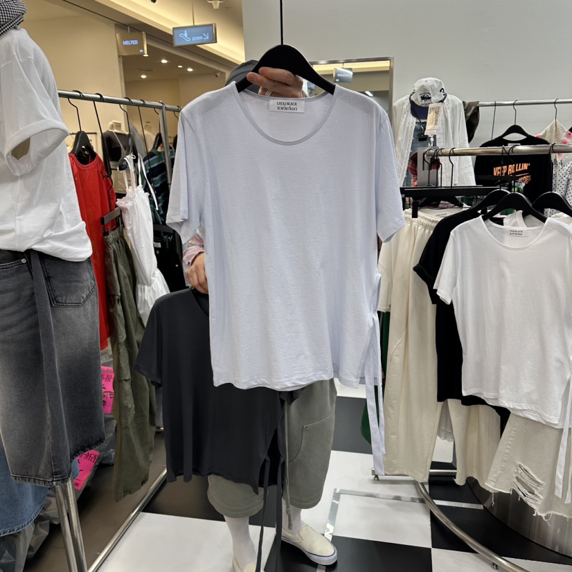 LADYBLACK/THE BLACK韓國東大門代購女士新品時尚人氣T恤LADYBLACK/THE BLACKT恤圖色3