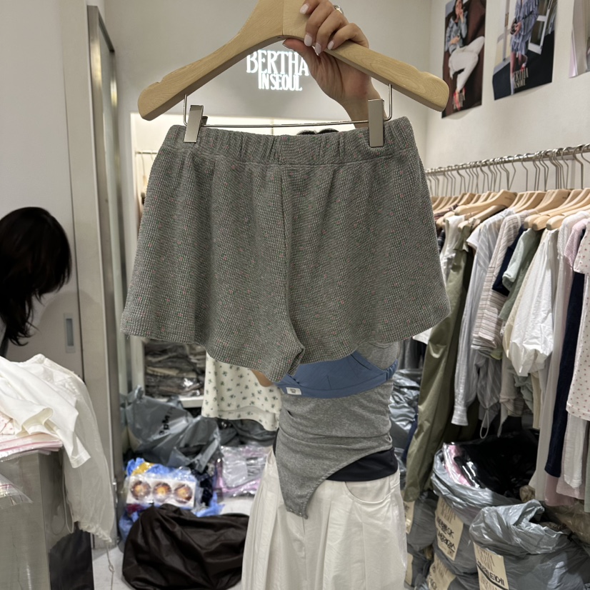 BERTHA韓國代購女士新品休閑26春夏職業推薦人氣時尚短褲BERTHA短褲