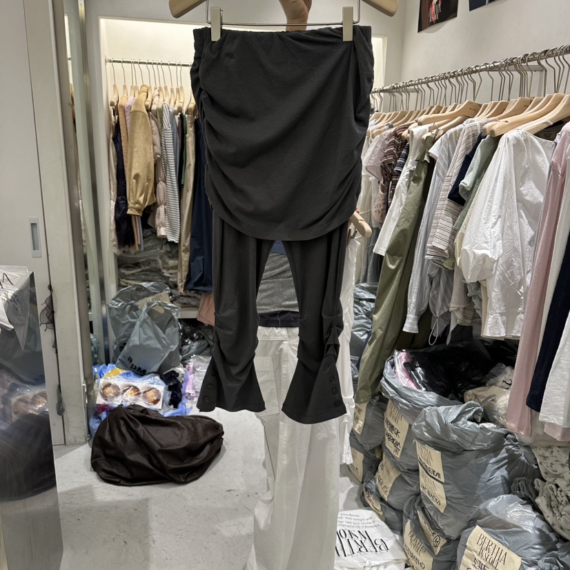 BERTHA韓國東大門代購女裝新款熱賣休閑時尚推薦裙褲褶皺BERTHA裙褲