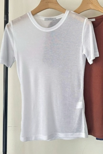 LIMLIMLIM韓國直郵女裝新款時尚職業休閑26春夏熱賣T恤天絲LIM LIM LIMT恤圖色1