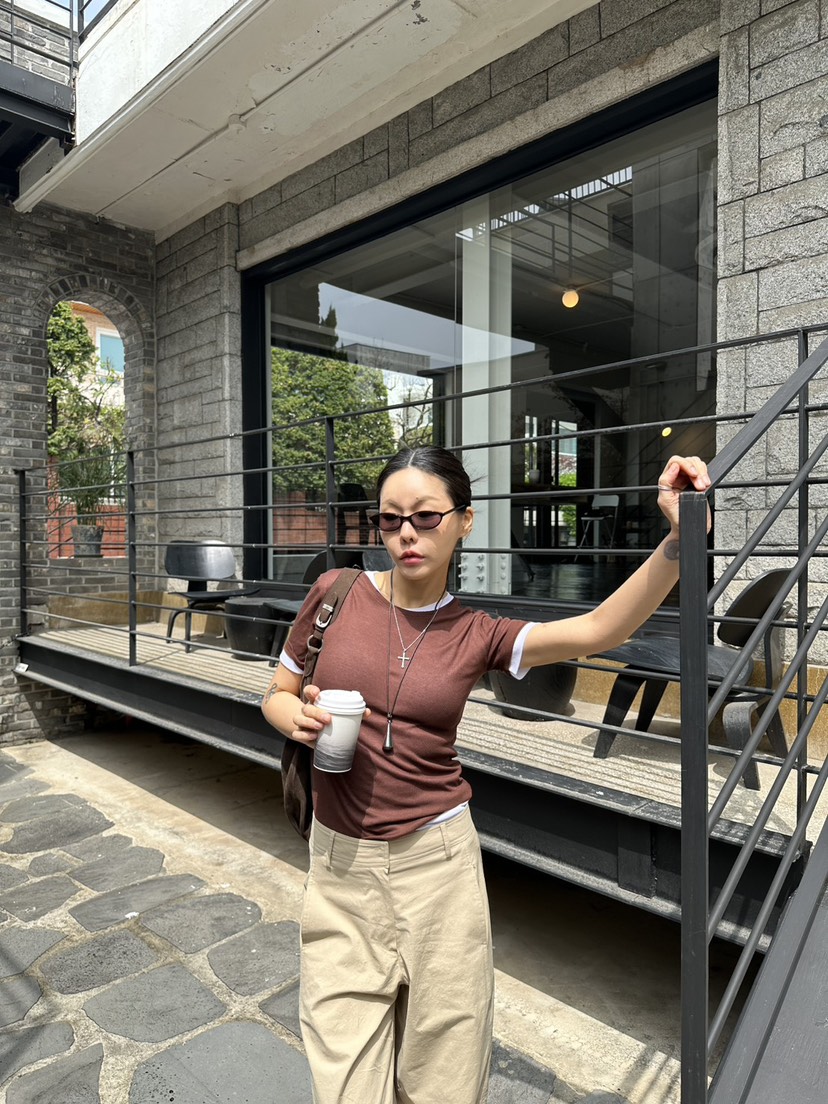 LIMLIMLIM韓國直郵女裝新款時尚職業休閑26春夏熱賣T恤天絲LIM LIM LIMT恤圖色2