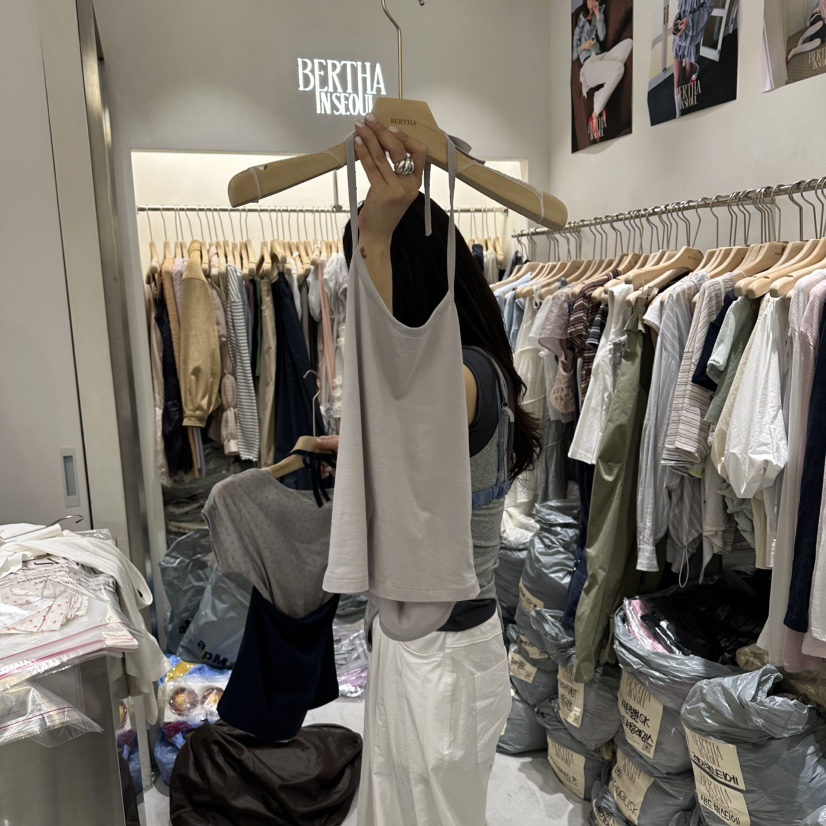 BERTHA韓國直郵女士新款熱賣人氣推薦休閑吊帶背心不含內搭BERTHA吊帶/背心圖色1