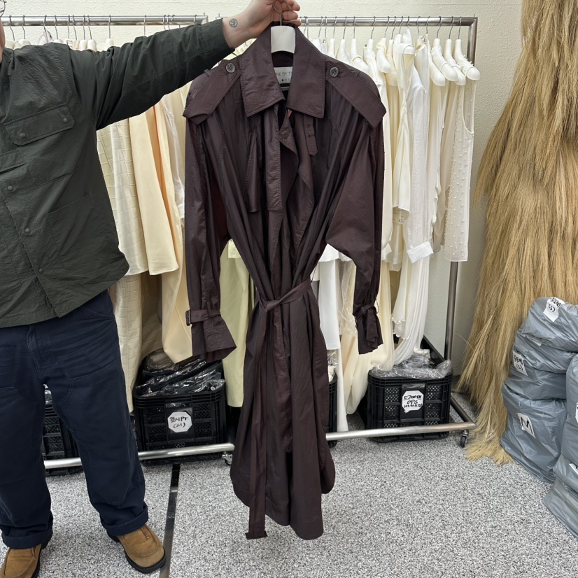 ONEBYTWO韓國直郵女士新品推薦人氣26春夏長款風衣含腰帶ONE BY TWO長款風衣圖色2