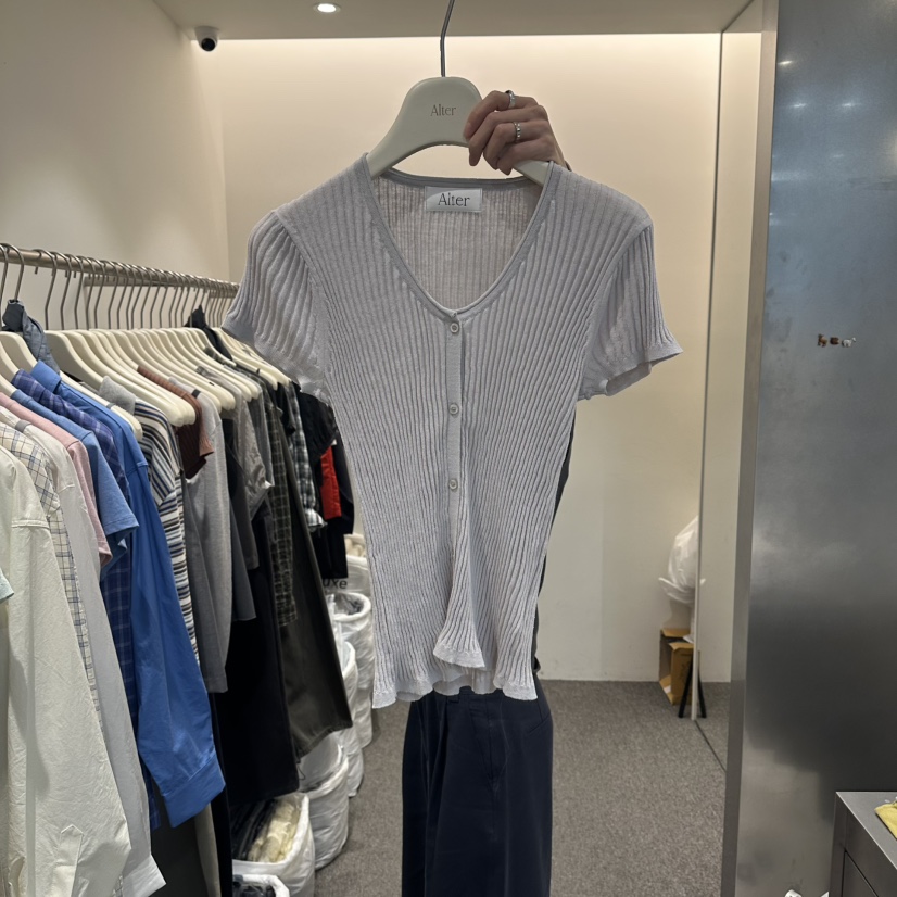 ALTER韓國東大門代購女裝新品時尚職業熱賣人氣26春夏針織衫Alter針織衫圖色1