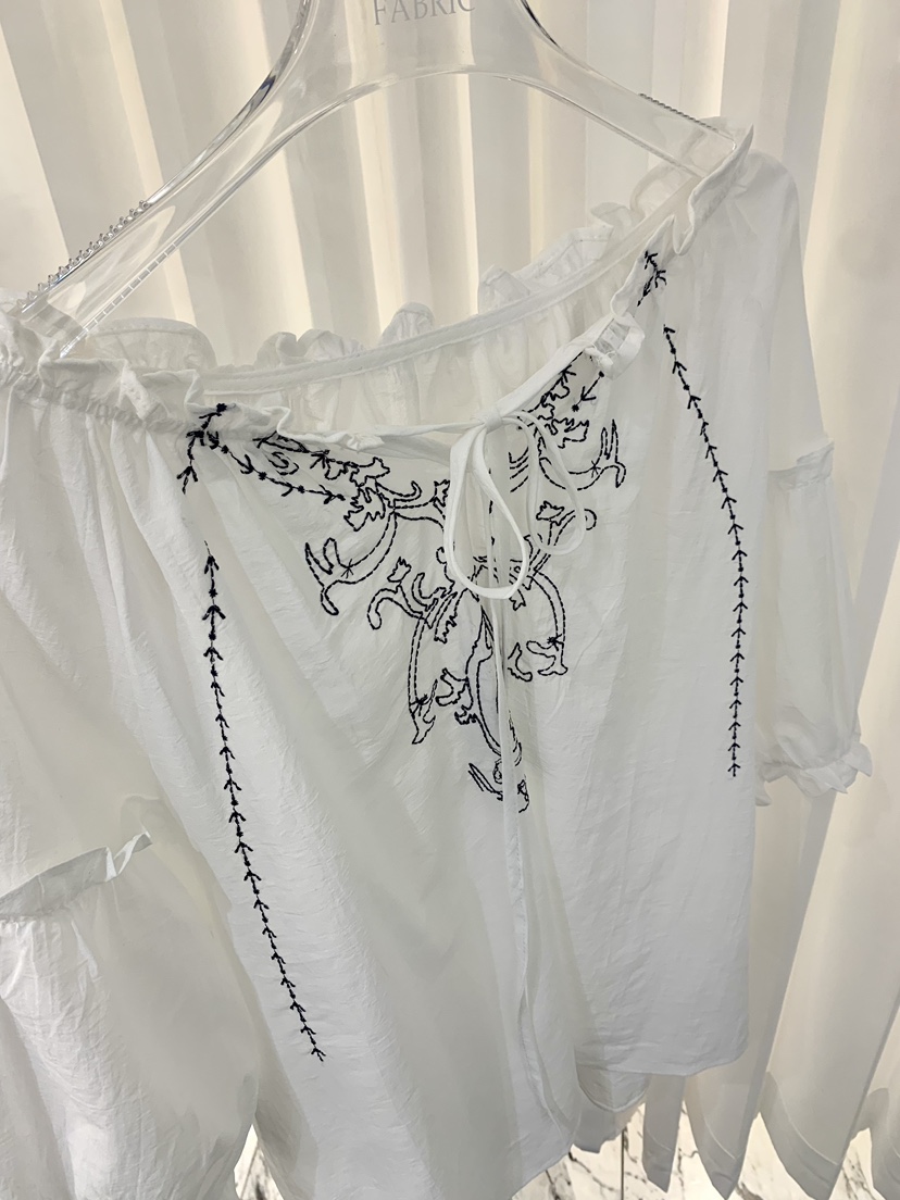 FABRIC韓國東大門直郵女裝新款26春夏休閑襯衫蕾絲衫刺繡FABRIC襯衫/蕾絲衫