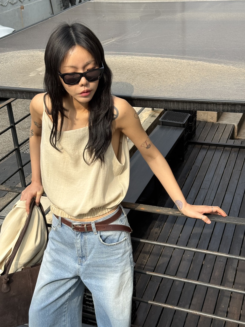 LIMLIMLIM韓國直郵女裝新款推薦休閑熱賣人氣職業吊帶背心LIM LIM LIM吊帶/背心