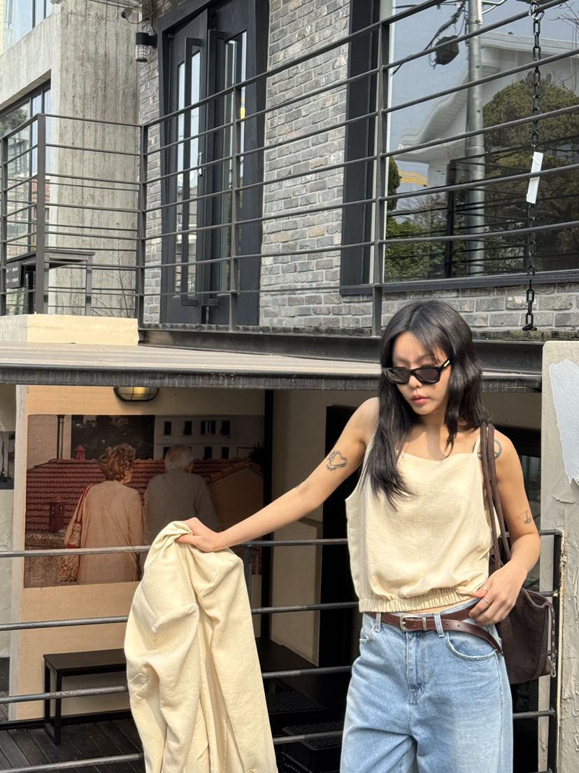 LIMLIMLIM韓國直郵女裝新款推薦休閑熱賣人氣職業吊帶背心LIM LIM LIM吊帶/背心