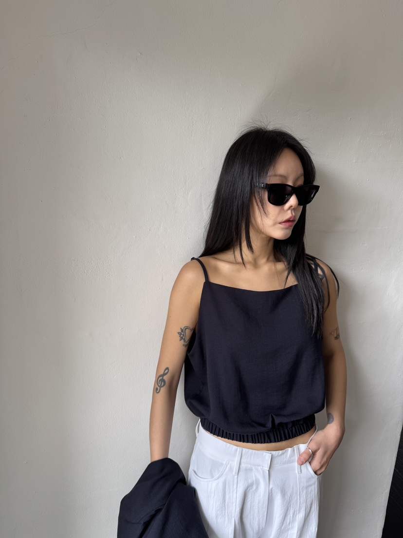 LIMLIMLIM韓國直郵女裝新款推薦休閑熱賣人氣職業吊帶背心LIM LIM LIM吊帶/背心圖色2