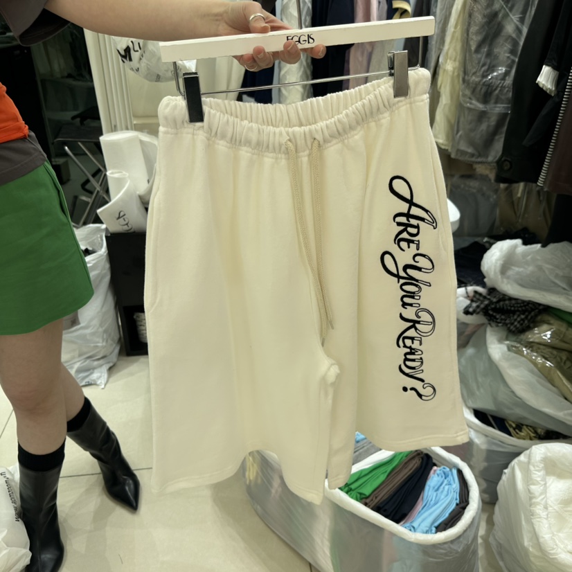 EGG IS韓國代購女裝新品人氣職業熱賣26春夏時尚推薦短褲EGG IS短褲圖色1