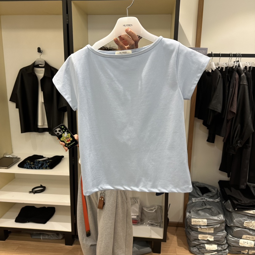 MUYBIEN韓國東大門直郵女士新款人氣時尚休閑職業熱賣T恤MUYBIENT恤圖色2