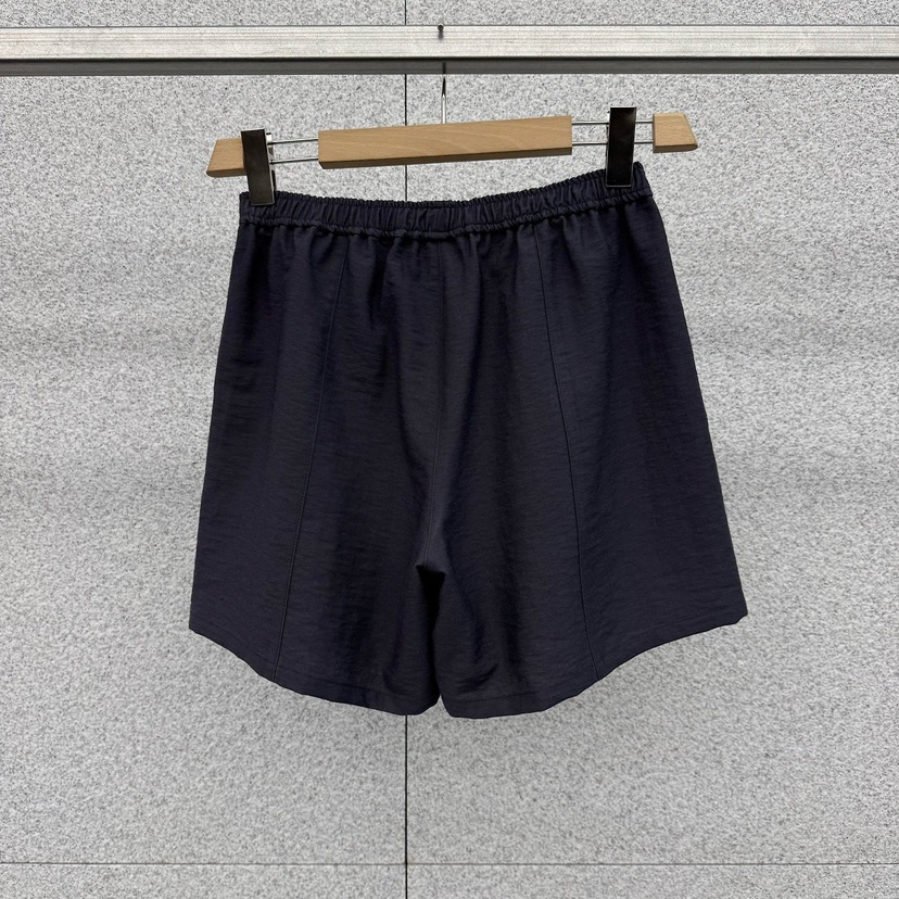 AT THE BAGEL韓國東大門代購女士新款推薦熱賣職業短褲AT THE BAGEL短褲圖色3墨色