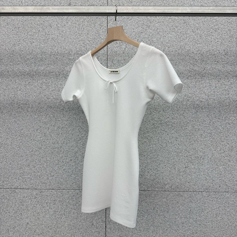 AT THE BAGEL韓國東大門代購女士新品時尚26春夏熱賣T恤AT THE BAGELT恤圖色1