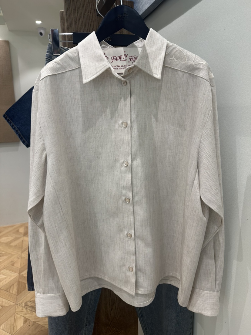 FIFO/UNANSWERED-MYSTERY韓國東大門直郵女裝新品時尚襯衫蕾絲衫FIFO/UNANSWERED-MYSTERY襯衫/蕾絲衫圖色1