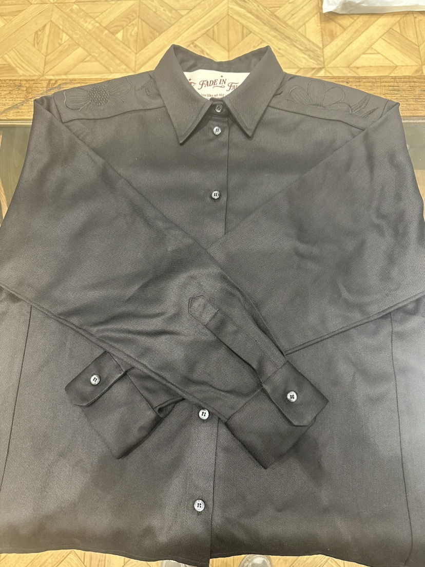 FIFO/UNANSWERED-MYSTERY韓國東大門直郵女裝新品時尚襯衫蕾絲衫FIFO/UNANSWERED-MYSTERY襯衫/蕾絲衫圖色2