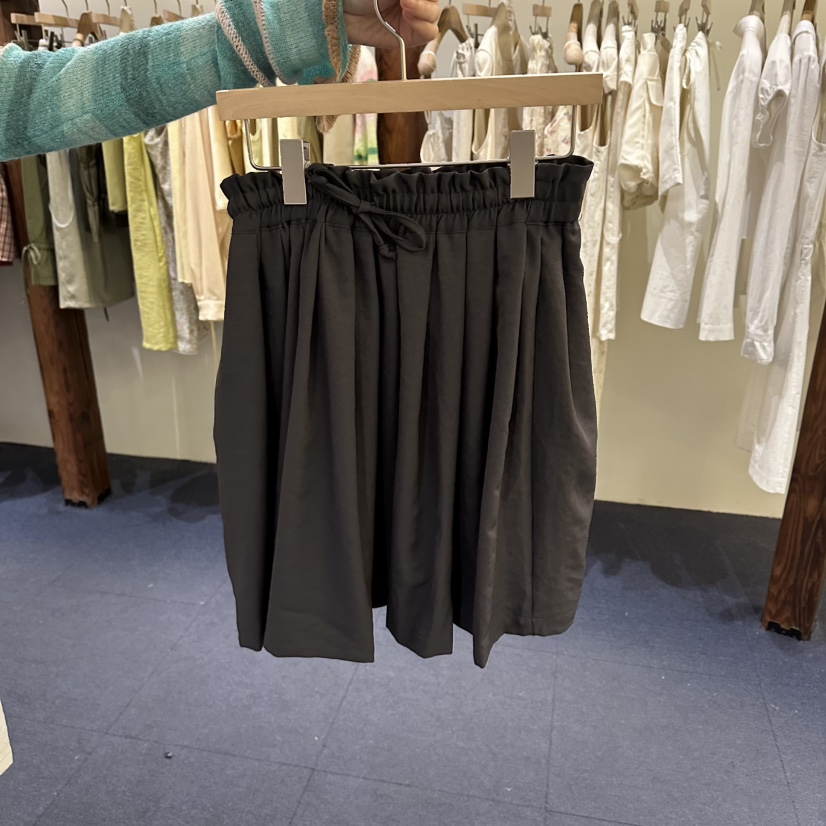 FURE韓國東大門直郵女裝新款推薦時尚26春夏短裙刺繡柔軟FURE短裙圖色2