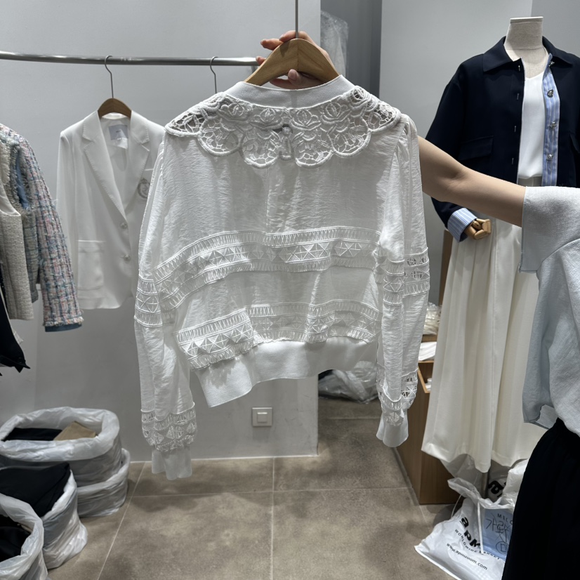 ENVY韓國東大門直郵女士新款休閑時尚職業26春夏襯衫蕾絲衫ENVY襯衫/蕾絲衫