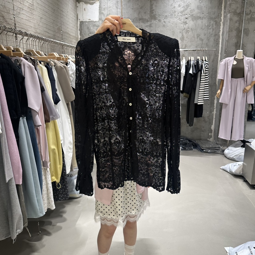 JUNI韓國代購女士新款26春夏熱賣推薦時尚襯衫蕾絲衫蕾絲my juni襯衫/蕾絲衫圖色2
